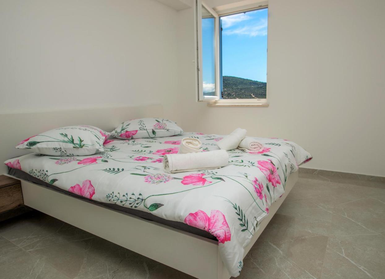 Best Island View Cres Exterior foto